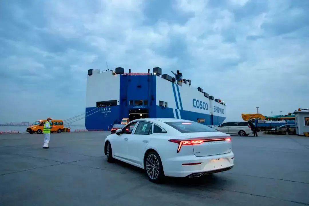 二手车出口吹响全面放开的前奏